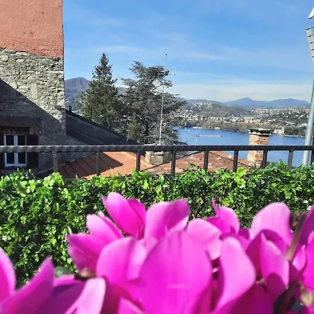 Luxury La Terrazza Sul Di בית הארחה בלביו