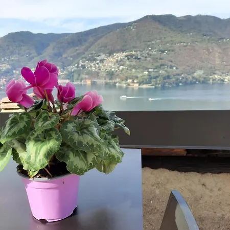 בית הארחה Luxury La Terrazza Sul Di *